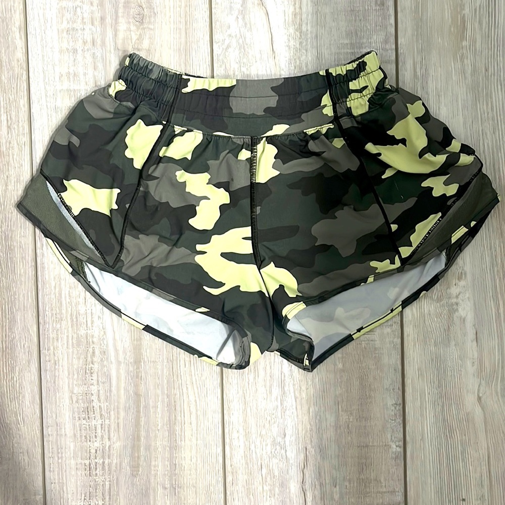 Lululemon hotty hot shorts